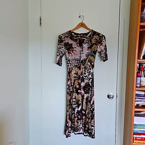 Designated Midi Print dress